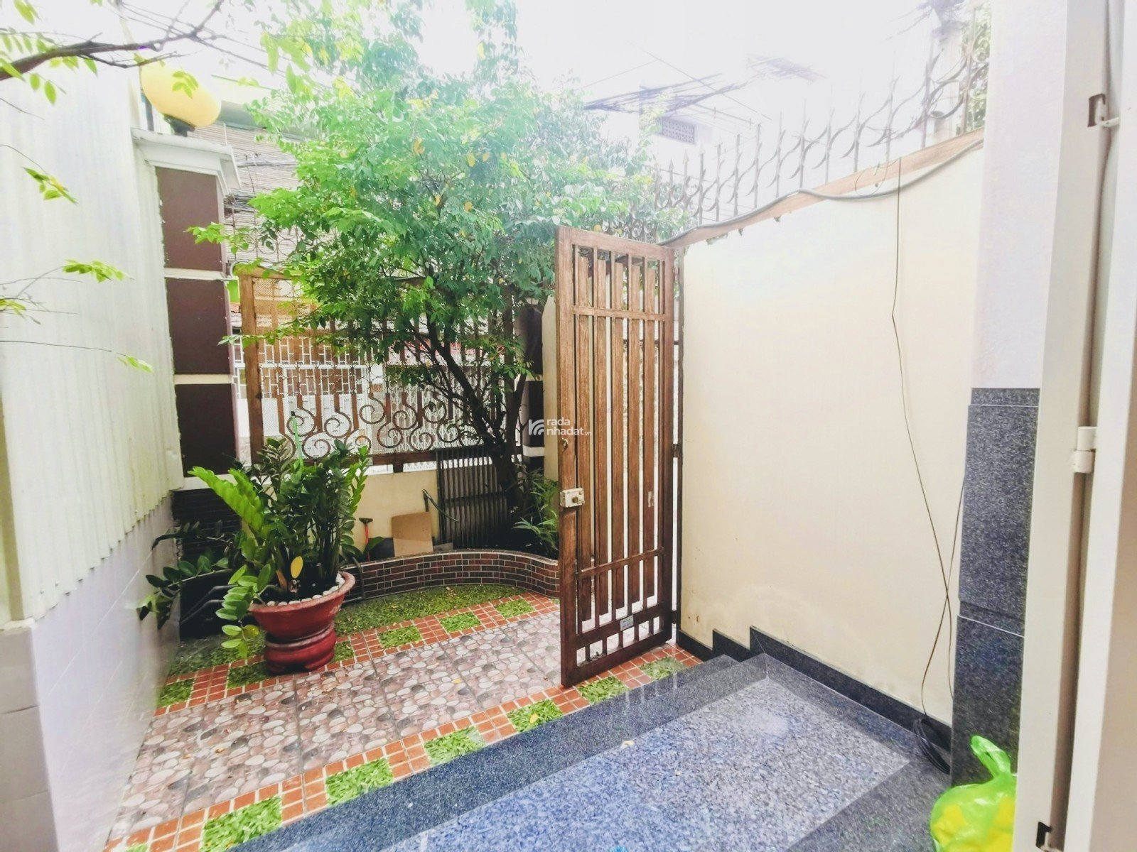 BIỆT THỰ MẶT TIỀN PHÚ NHUẬN - CĂN GÓC 5 TẦNG 88m2 (6.5 x 13.5) - GIÁ 18.2 TỶ