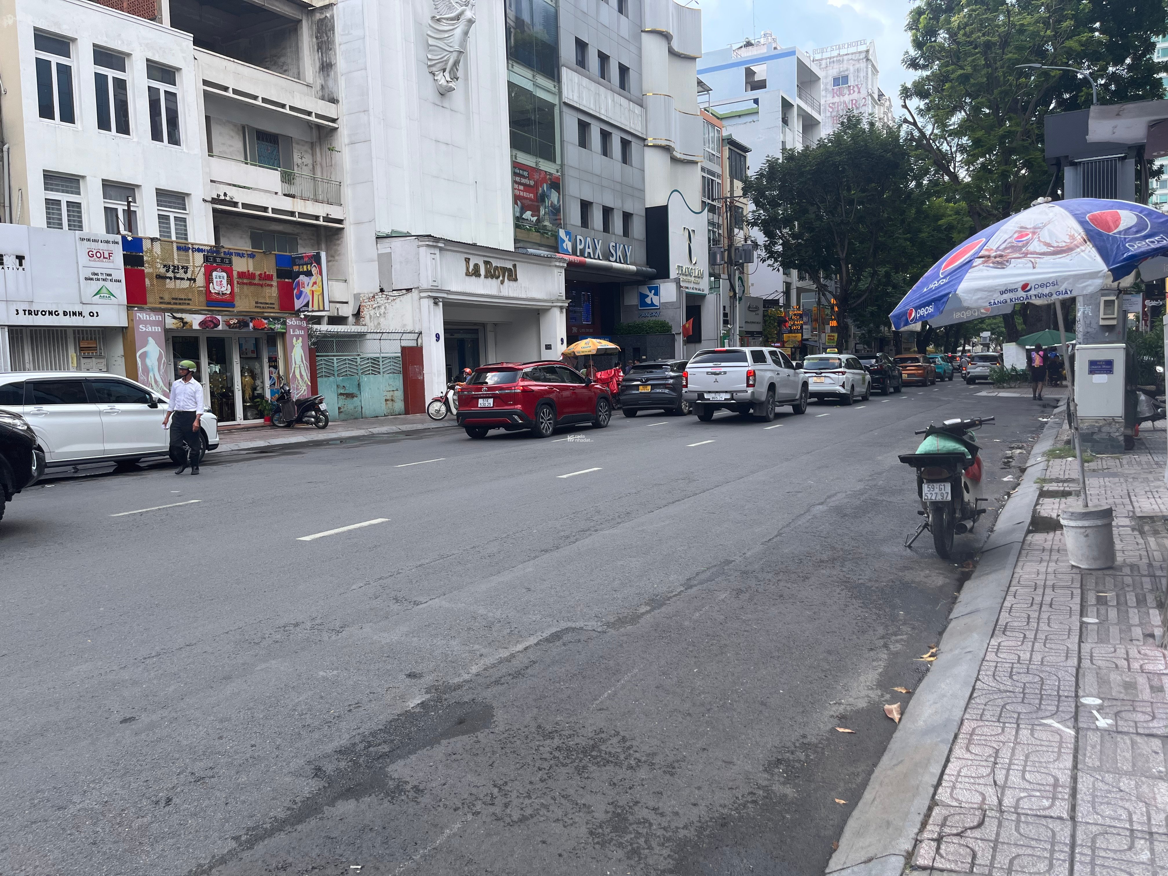 CĂN GÓC 2 MẶT TIỀN 51M2 NGUYỄN THỊ MINH KHAI Q.3, VỊ TRÍ VÀNG