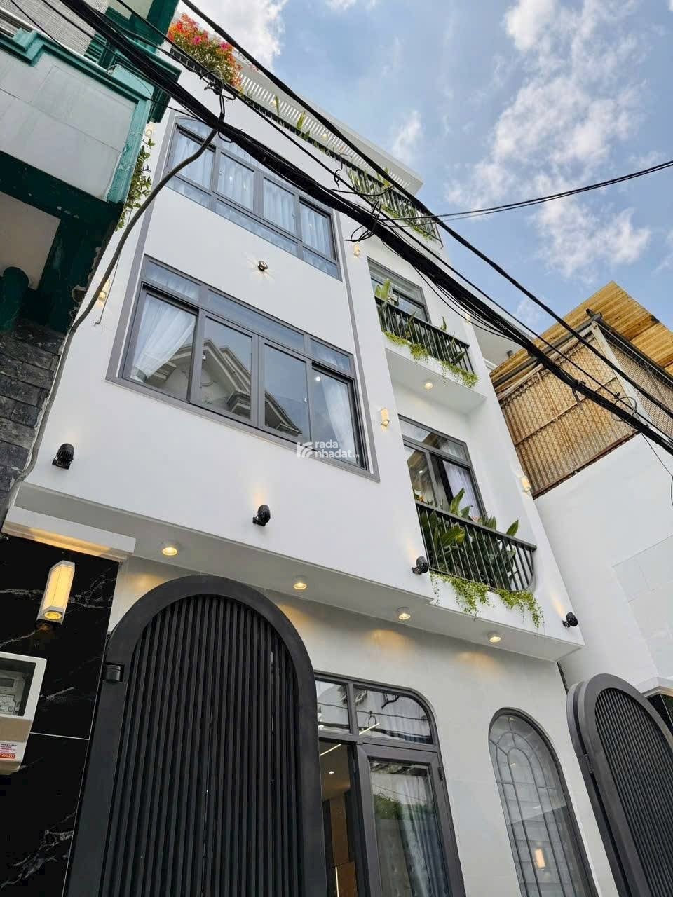 Nhà đẹp Q.3 Hẻm thoáng Nguyễn Đình Chiểu, 36m2, 3 tầng, giá mềm: 4.3 tỷ. Sổ riêng