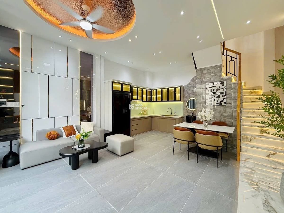 Nhà đẹp Q.3 Hẻm thoáng Nguyễn Đình Chiểu, 36m2, 3 tầng, giá mềm: 4.3 tỷ. Sổ riêng