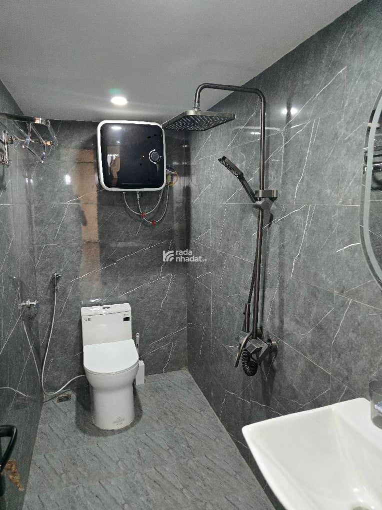 CẦU GIẤY - BA ĐÌNH - SỔ VUÔNG - NỞ HẬU - SÂN CHƠI SÁT NHÀ - 44M2 - 8.1 TỶ - FULL NỘI THẤT