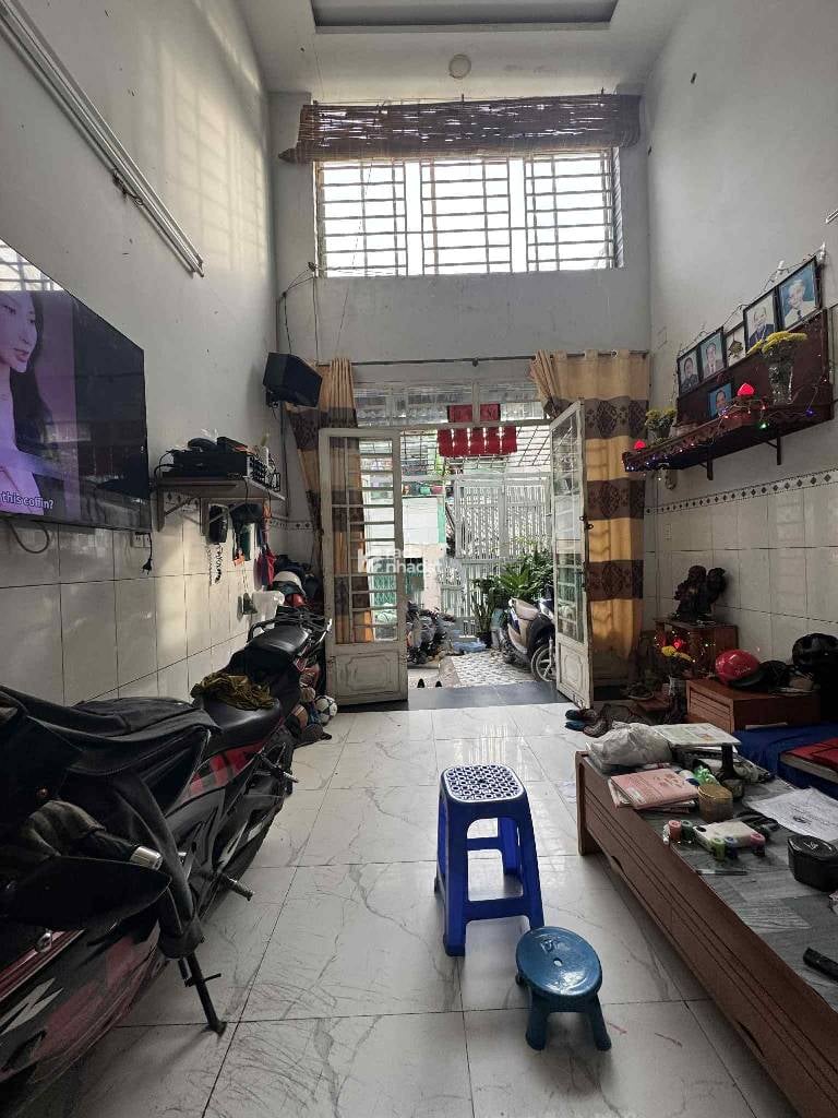 BÁN NHÀ HẬU GIANG 52M2 4 TẦNG BTCT 4PN HXH CHỈ 6 TỶ GẦN CHỢ BÌNH TIÊN QUẬN 6