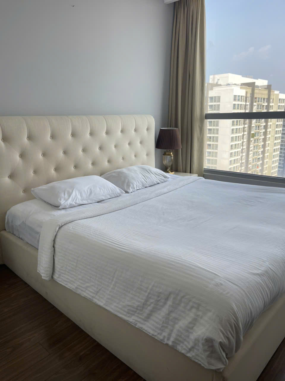 BÁN CĂN HỘ LANDMARK PLUS 3 PHÒNG NGỦ 15 TỶ