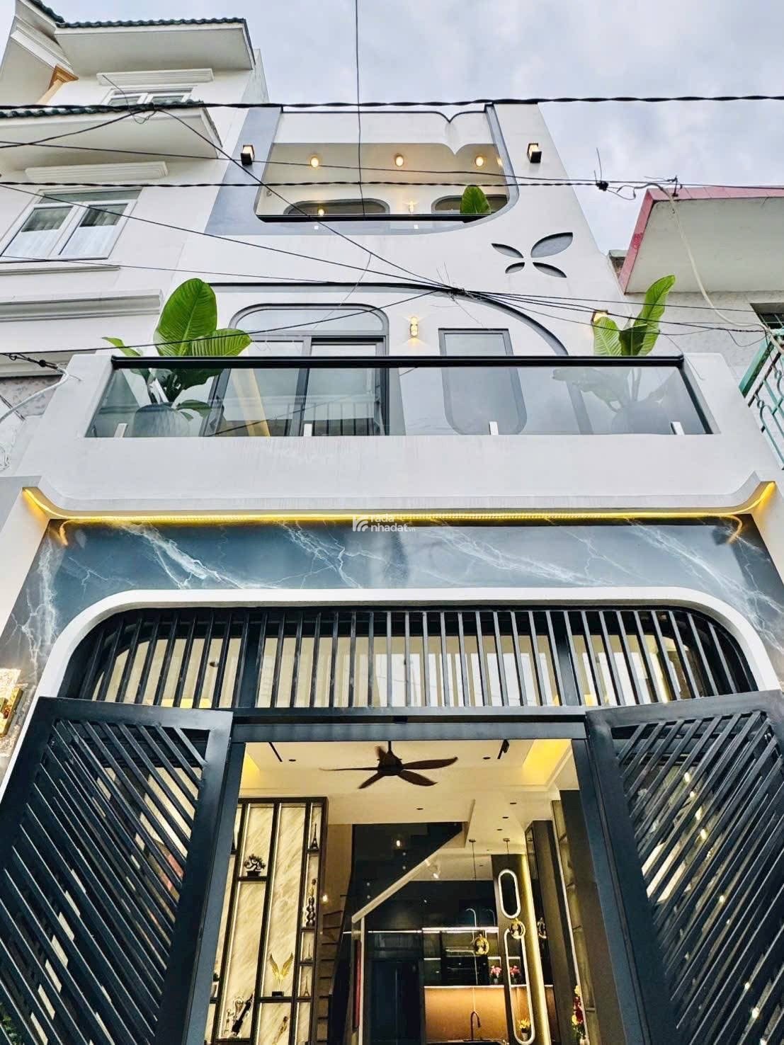 NHÀ ĐẸP XÂY MỚI - 3 TẦNG - HẺM XE HƠI - 4x12 - FULL NỘI THẤT - CHỈ 6.87 TỶ TL - DỌN VÀO Ở NGAY