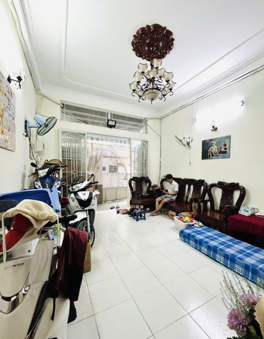 Bán nhà hẻm ôtô cạnh KCX Tân Thuận Q7- 2 lầu BTCT 3PN --4,2*15- Nhỉnh 6T thương lượng