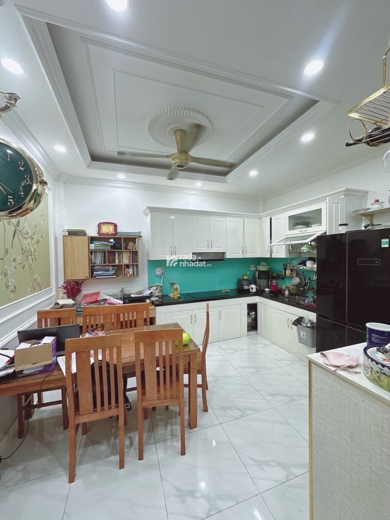 SIÊU PHẨM NHÀ ĐẸP - HẺM Ô TÔ - KHU VIP TÂN SƠN NHÌ- ĐI BỘ RA CHỢ - GẦN 3P RA AEON MALL -NGANG 4.3