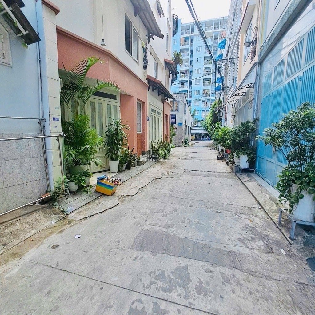 Nhà đẹp ở Tân Phú - Gần Trường Trí Đức