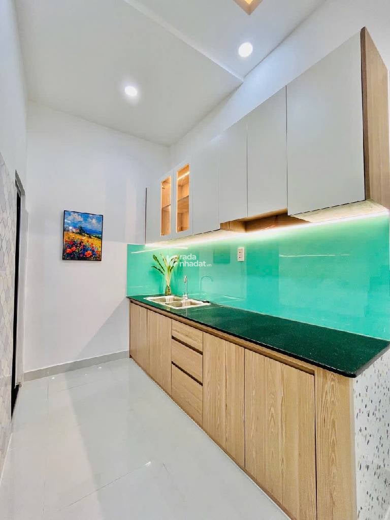 Nhà mới đẹp Duy Tân, Huỳnh Văn Bánh, 42m2, 3PN full nội thất, chỉ 5.35 tỷ TL