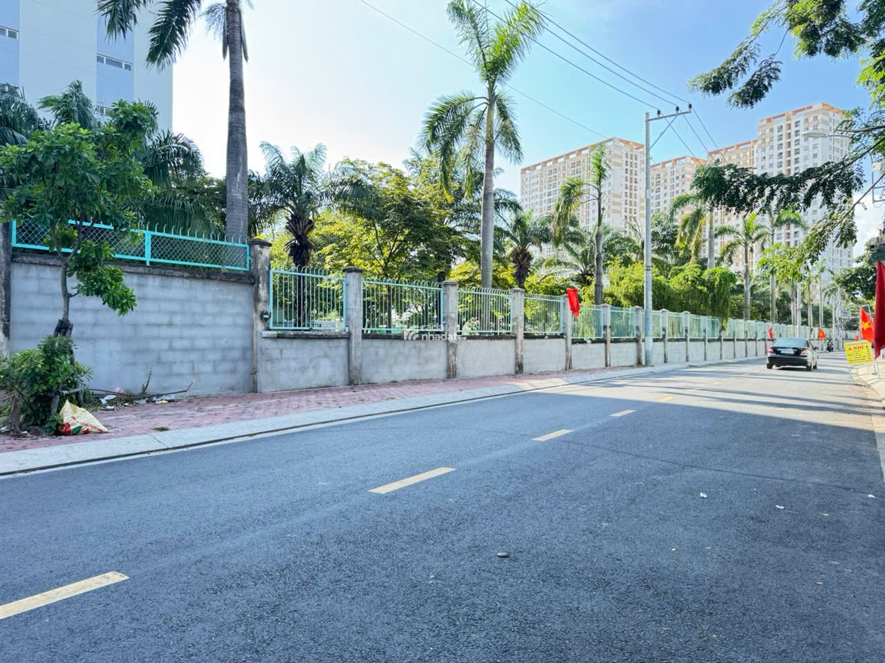GẤP BÁN nhà xưởng đường 16m QL1A 825m2 ngang 33m ngay CVPM Quang Trung chỉ 33 tỷ.