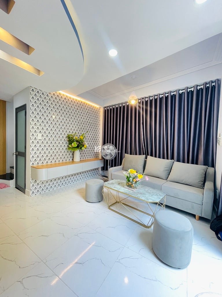 HẺM XE HƠI SÁT NHÀ, LẠC LONG QUÂN, TÂN BÌNH, 30M2 CÓ KC Ở NGAY. GIẢM 350TR CHỈ CÒN 5.5T TL 