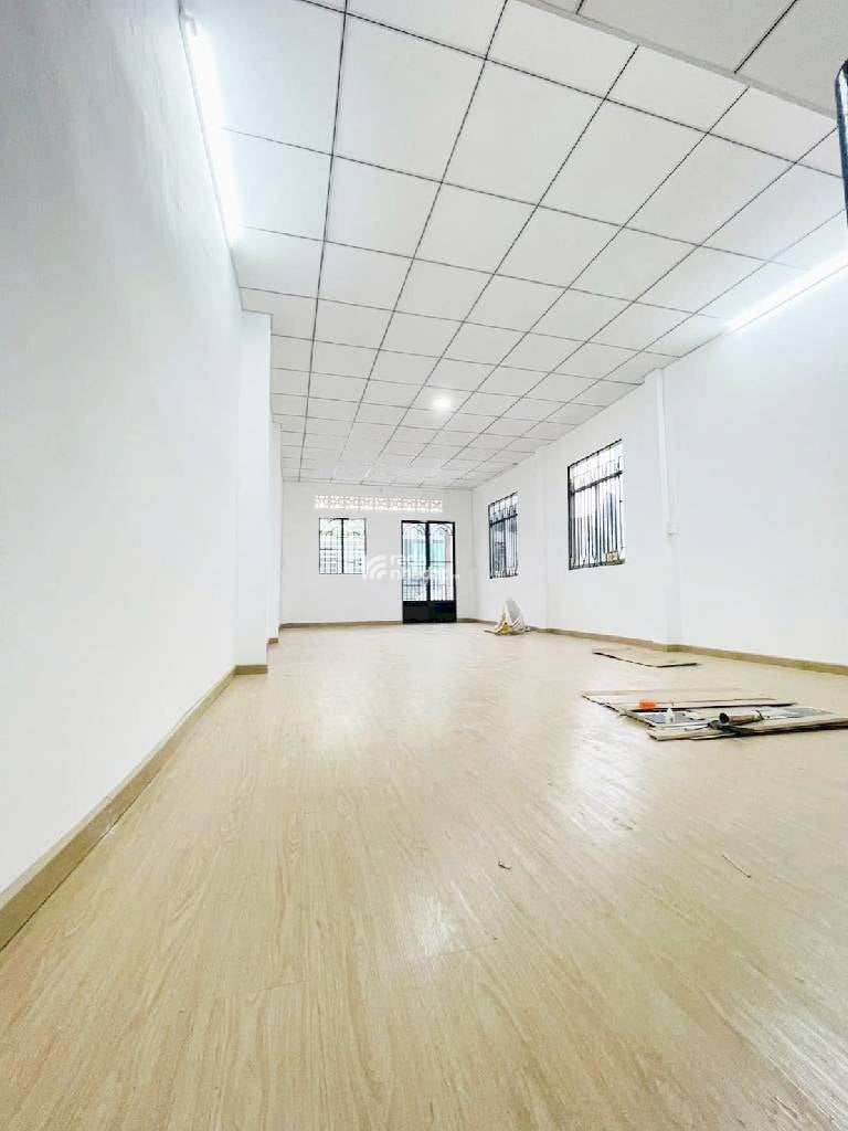 BÁN NHÀ DƯƠNG BÁ TRẠC QUẬN 8 70M2 8.2 TỶ HẺM XE 16 CHỖ GẦN MẶT TIỀN