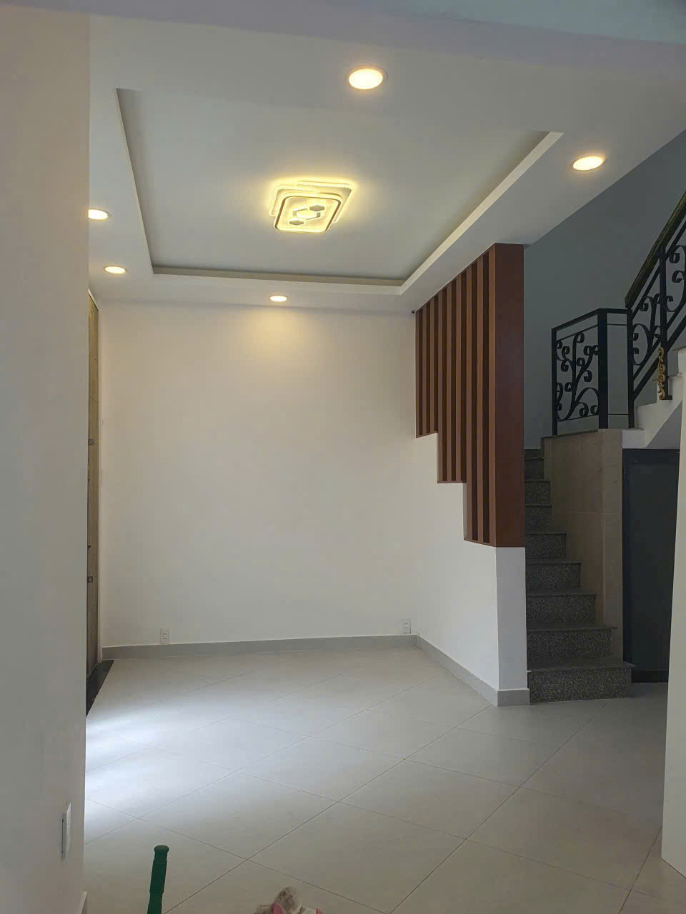 SIÊU PHẨM LÊN SÓNG Q11  GIÁ CHỈ 3,6 TỶ Lãnh Binh Thăng 1t 2l 3pn 3wc shr 