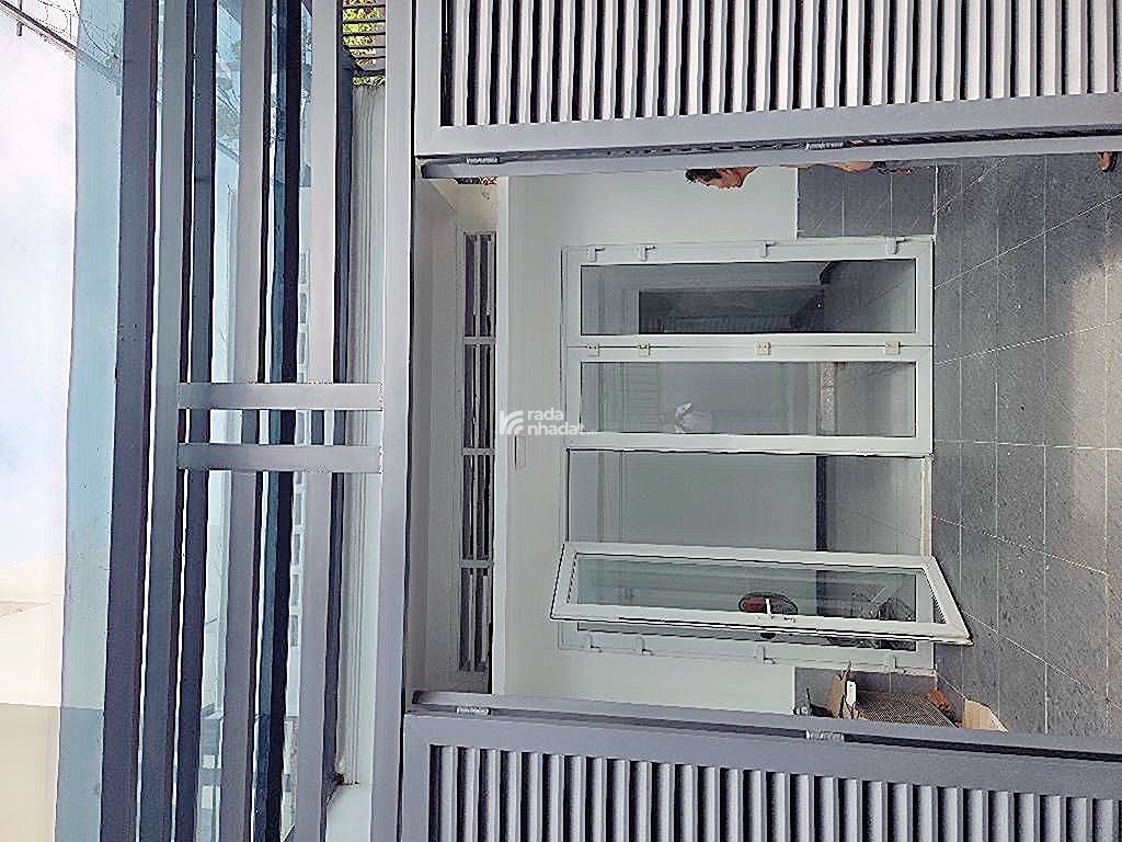 Bán nhà đường nguyễn hữu tiến  tây thạnh