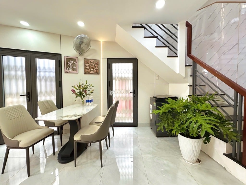 Bán nhà Duy Tân, P15, Phú Nhuận, siêu phẩm mặt tiền kinh doanh, nhỉnh 6 tỷ TL.