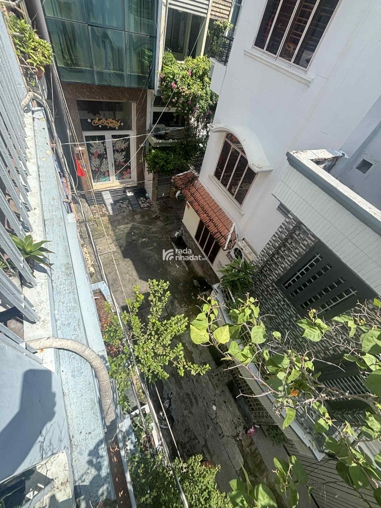 HẺM XE HƠI TRẦN CAO VÂN, PHÚ NHUẬN, 5.6M BỀ NGANG. CÓ KẾT CẤU Ở NGAY. GIẢM 800TR CHỈ 10.7T TL