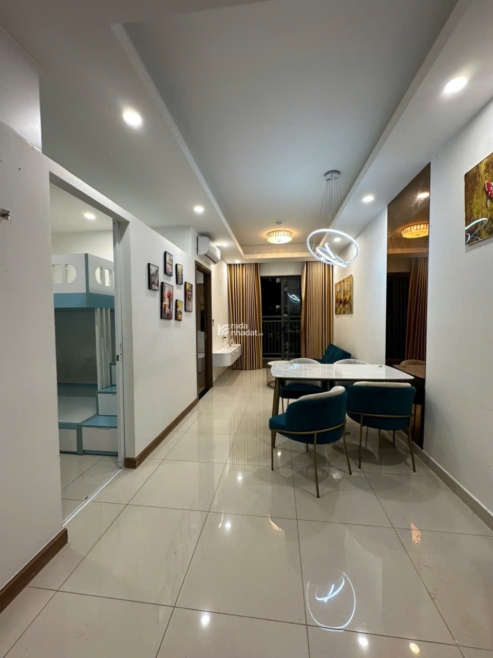 Cho thuê 2PN1WC - 10 triệu/tháng - Tầng 17 hướng Tây - Q7 Riverside