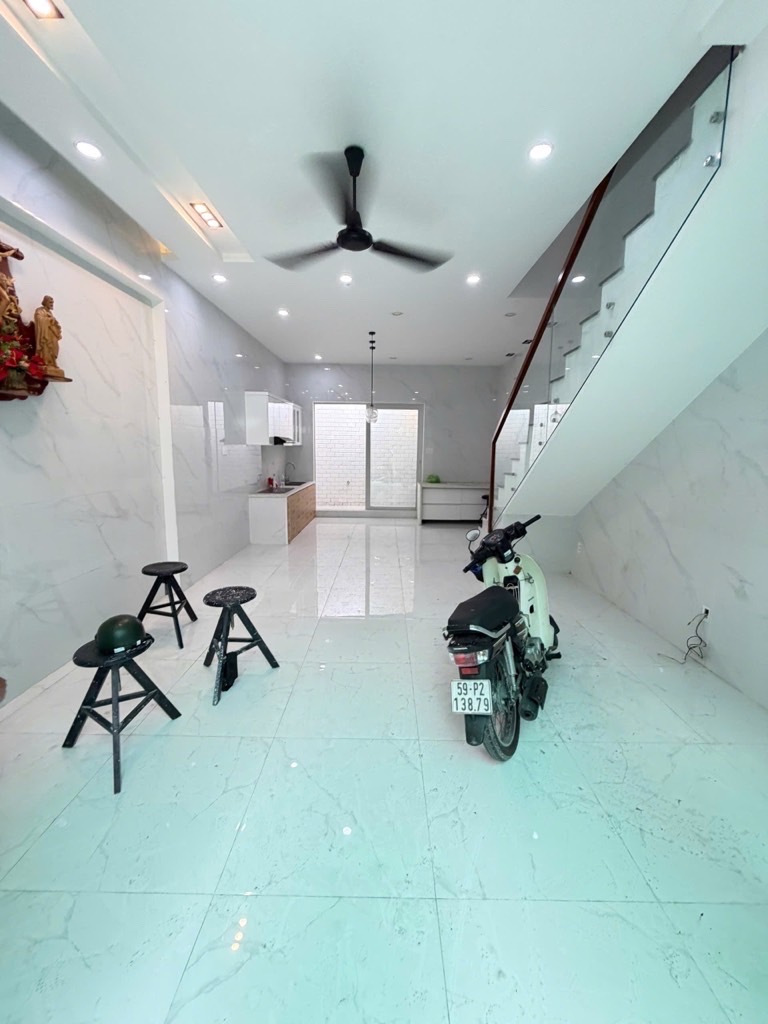 NHÀ PHỐ BÀNH VĂN TRÂN- TT TÂN BÌNHHXH- 4 TẦNG