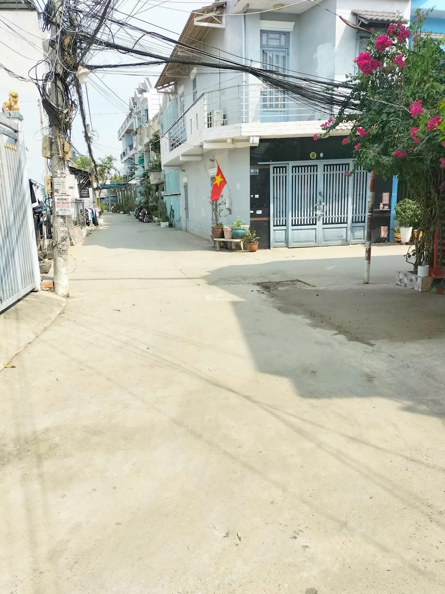 cho thuê nhà nguyên căn đường Lê Văn lương nhà bè 