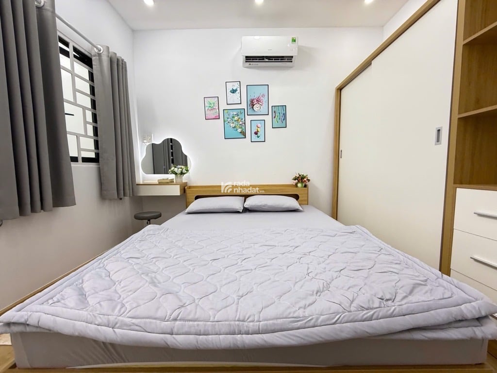 SIÊU PHẨM TÂN BÌNH - XE HƠI ĐỔ CỬA - 32m2 - 2 TẦNG - TẶNG FULL NỘI THẤT -  SHR - CHỈ 4.9 tỷ