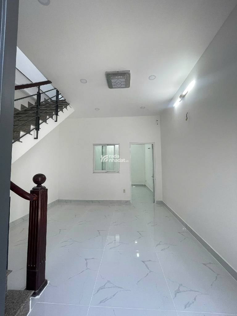 BÁN NHÀ HẺM XE HƠI AEON TÂN PHÚ 5.X TỶ 3 TẦNG MỚI ĐẸP VIEW CÔNG VIÊN 