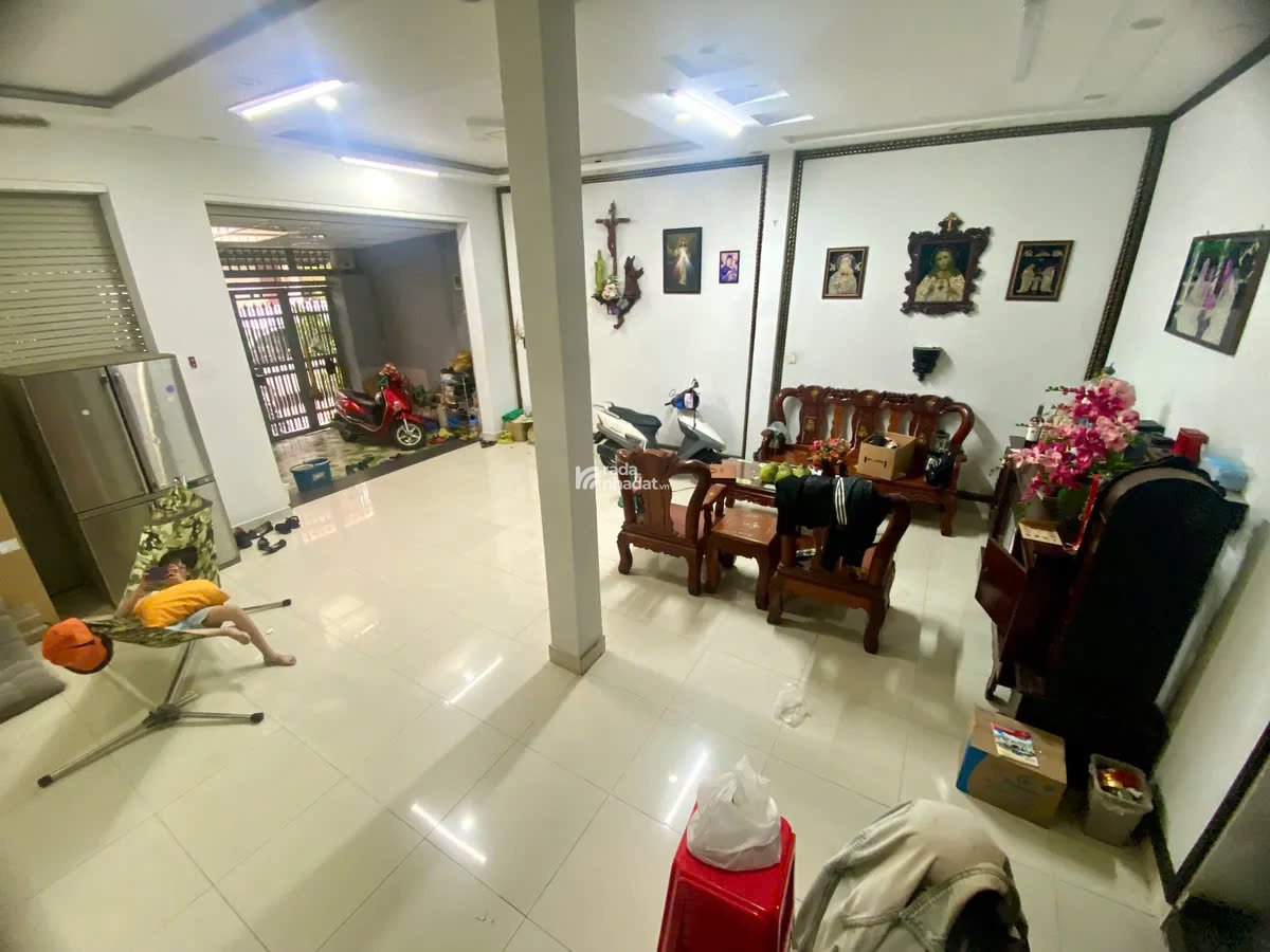 Mặt tiền Trần Thủ Độ, 154m2, ngang 7.7m, 4 tầng btct, Chỉ 22 tỷ còn TL