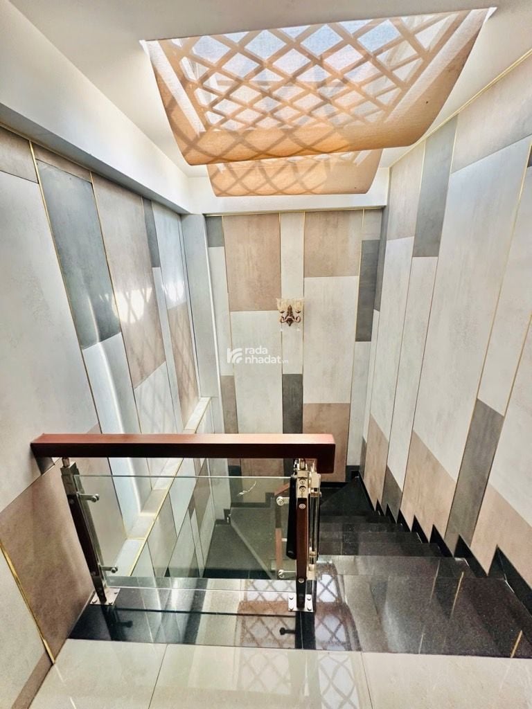 MẶT TIỀN YÊN THẾ - 6 TẦNG KIÊN CỐ - THANG MÁY - 5PN - ĐANG CHO THUÊ DÒNG TIỀN ỔN ĐỊNH