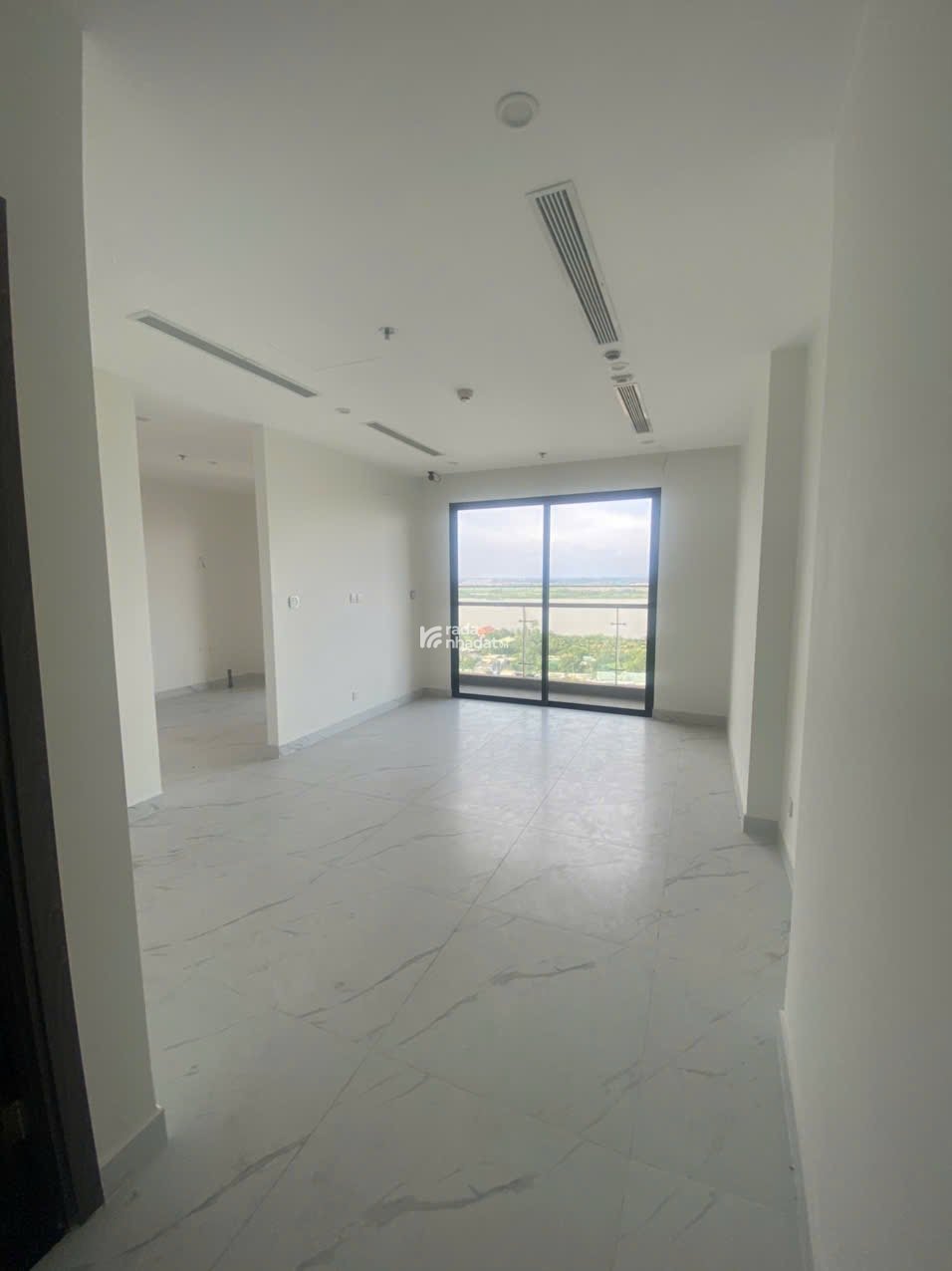 Giá Chỉ 5 Tỷ (Bao thuế phí) - Bán gấp Căn Hộ 2PN2WC View Sông Tại The Beverly