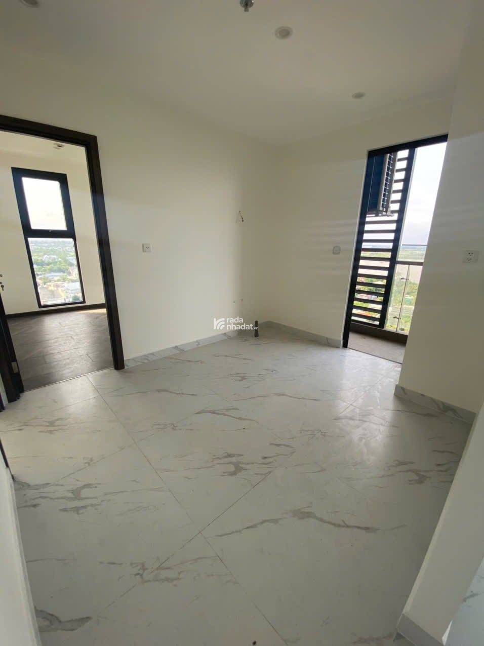 Giá Chỉ 5 Tỷ (Bao thuế phí) - Bán gấp Căn Hộ 2PN2WC View Sông Tại The Beverly
