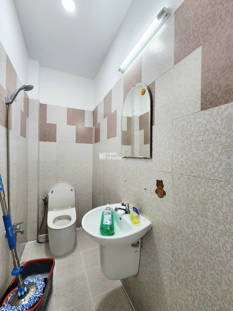 NHÀ 5 TẦNG - TÂN SƠN NHÌ - 37M2 - GẦN AEON TÂN PHÚ - HẺM 4M
