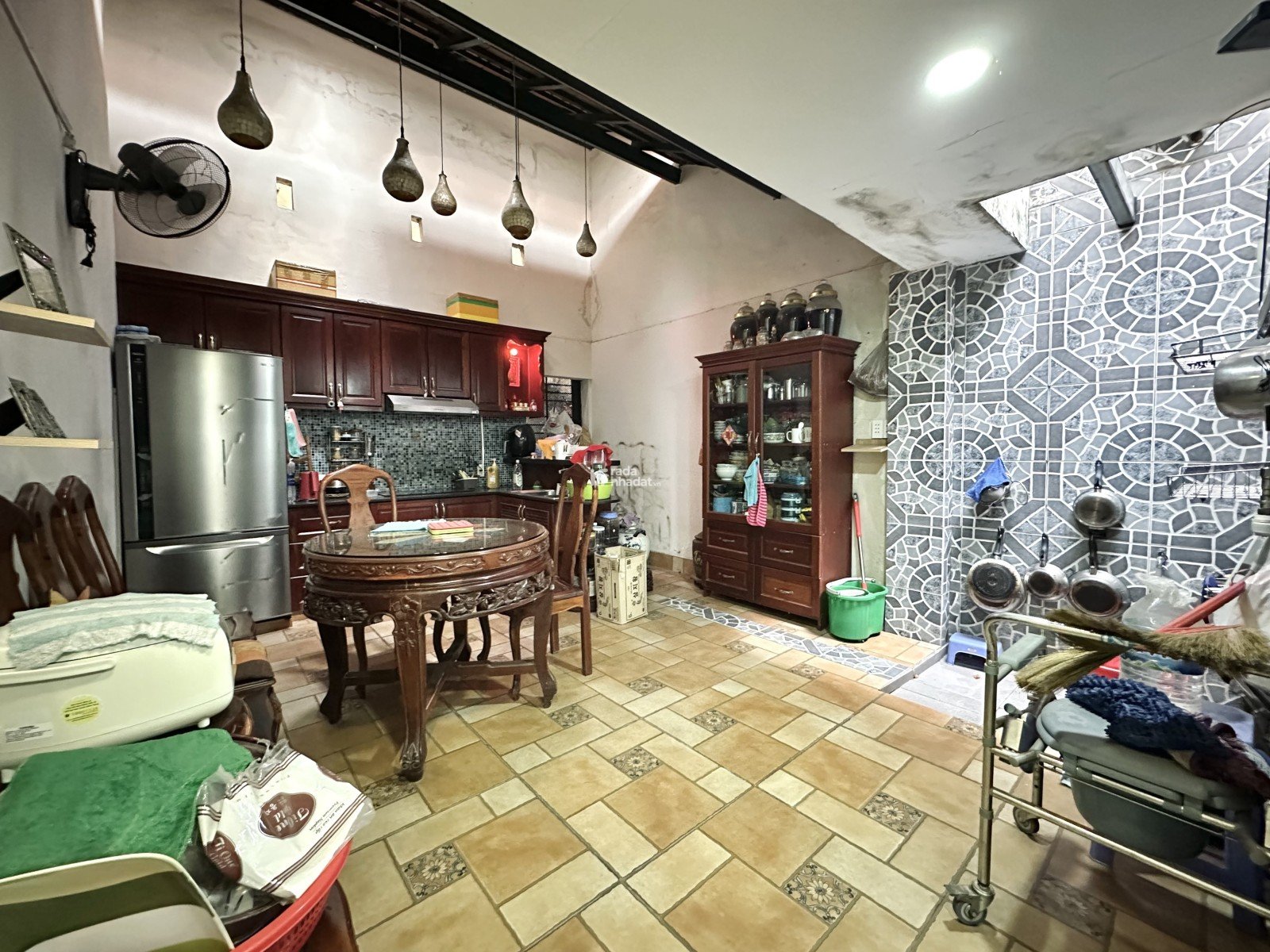 Bán nhà xe hơi, diện tích 72m2, phù hợp xây vp hoặc CHDV, đường CMT8, P4, Q3, giá 12.5 tỷ