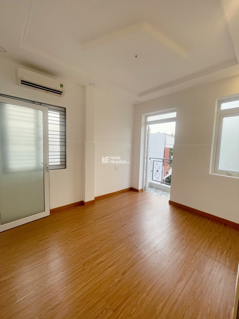 Nhà 5 tầng lô góc, full nội thất, khu VIP Phú Nhuận chỉ 5.99 tỷ!