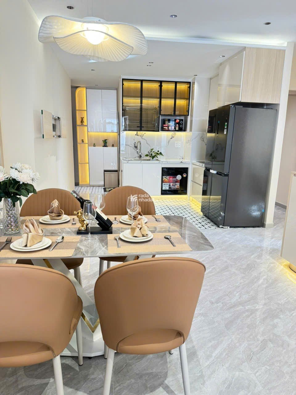 Bán nhanh căn hộ Sky garden 2, PMH, Q7, Dt 81m2, Tk 3PN nhà mới đẹp, giá chỉ 6,1 tỷ