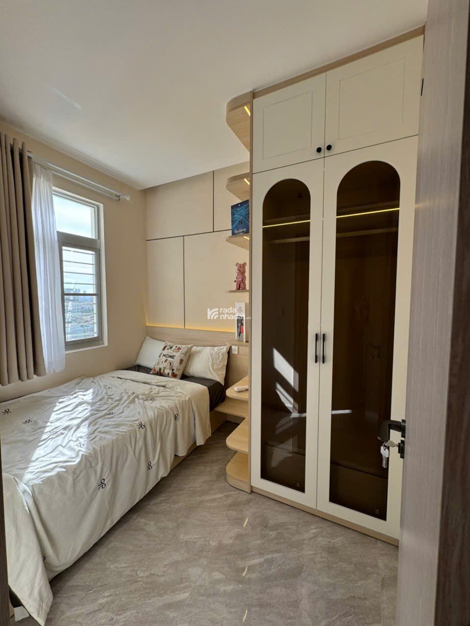 Bán nhanh căn hộ Sky garden 2, PMH, Q7, Dt 81m2, Tk 3PN nhà mới đẹp, giá chỉ 6,1 tỷ