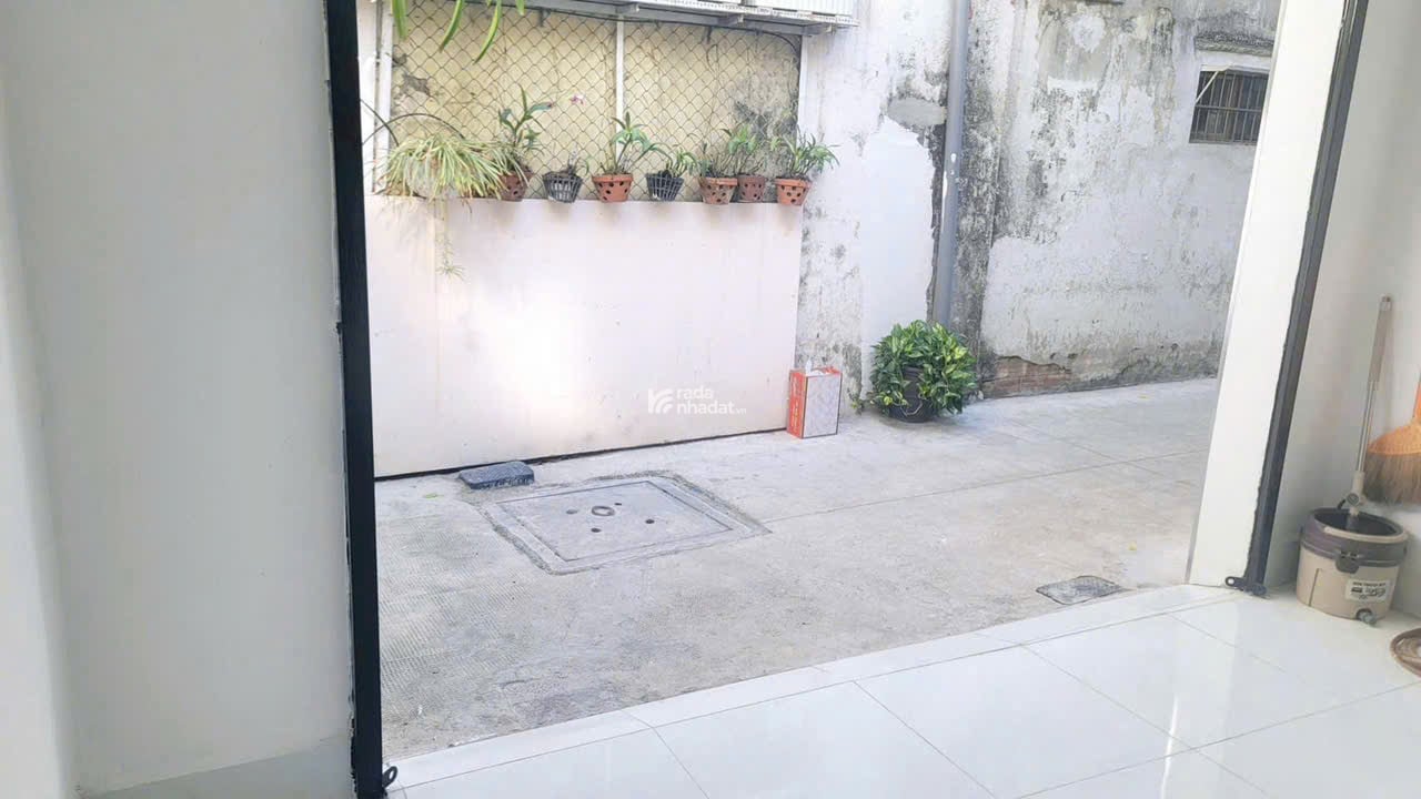 Bán nhà hẻm Bà Lê Chân quận 1- 90m2 - giá 16.8 tỷ 