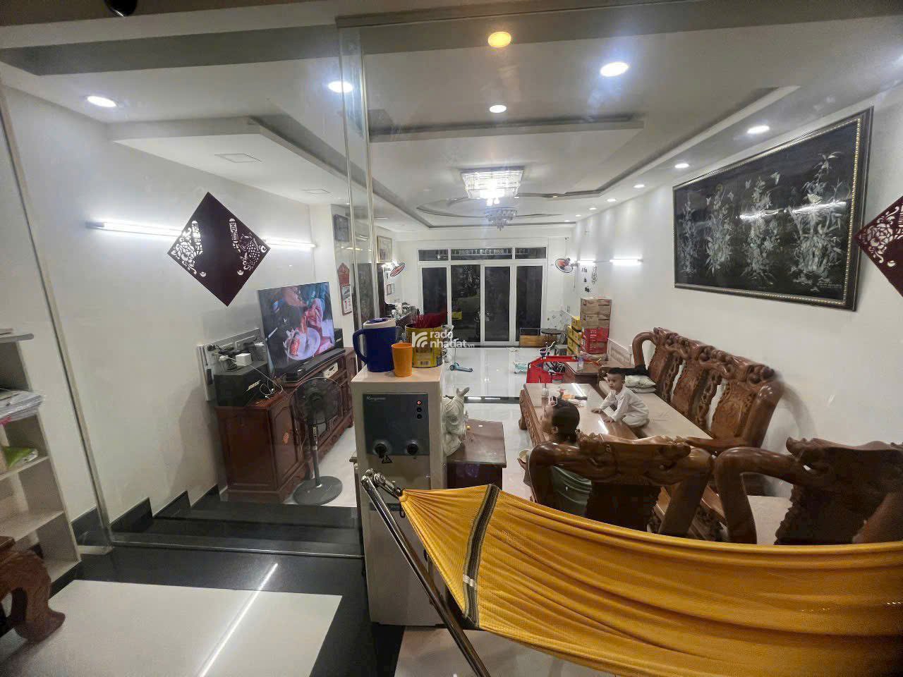 NHÀ ĐẸP ĐƯỜNG SỐ 25A Q6 (5X23) 4 TẦNG. THANG MÁY. CHỈ 18 TỶ 