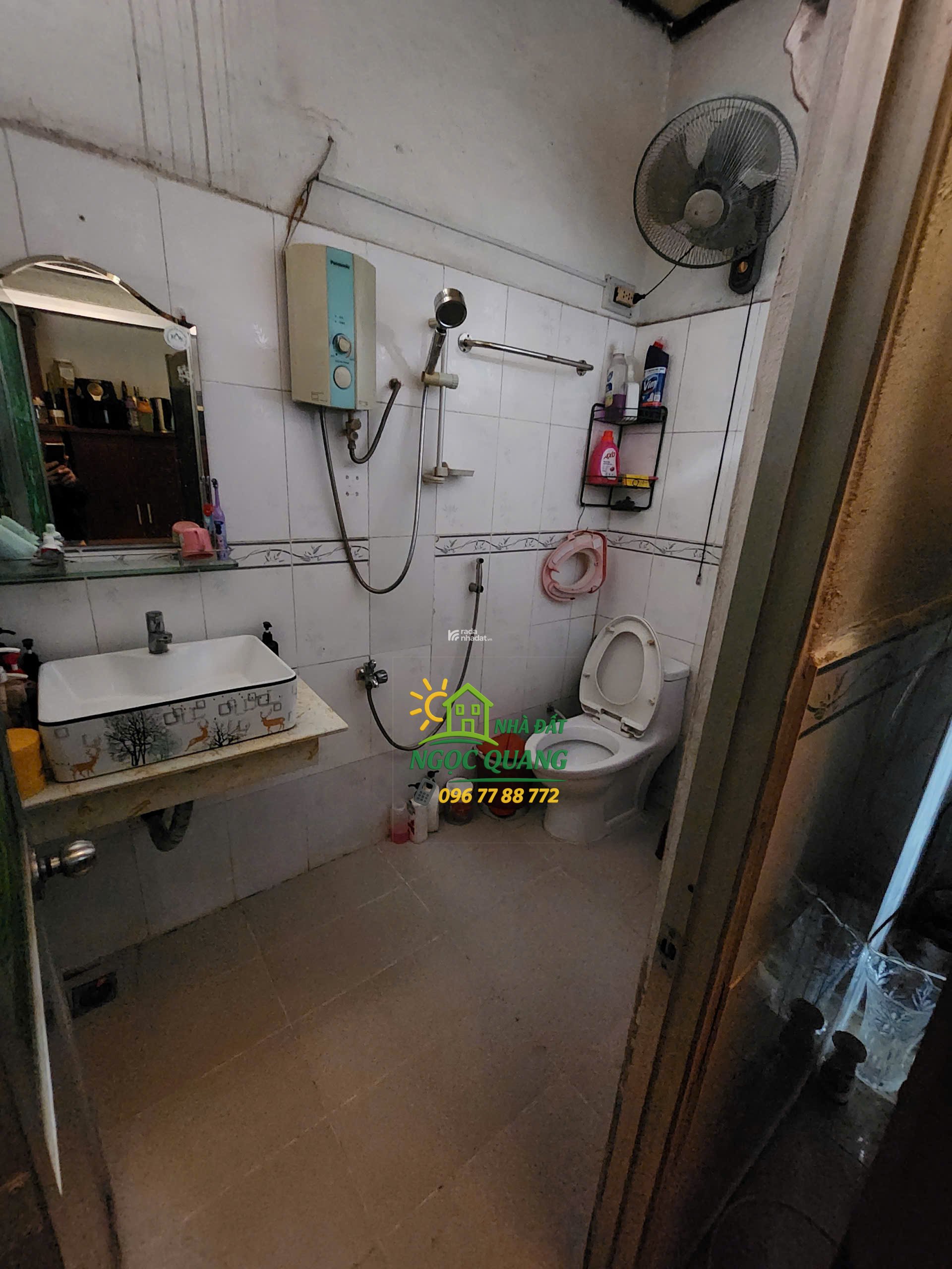 BÁN NHÀ ĐƯỜNG TÔ KÝ, 4x16m, NGAY CẦU VƯỢT QUANG TRUNG, SHR, 3PN