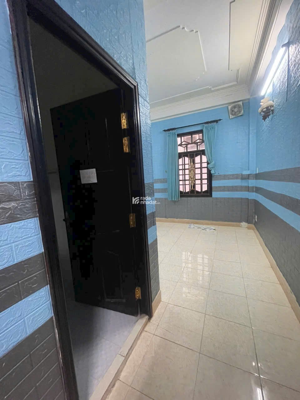 Căn nhà 2 tầng, 54m2 ngay Hồng Hà, Tân Bình. Giá: 3 Tỷ 290. SHR, hẻm 5m, full nội thất