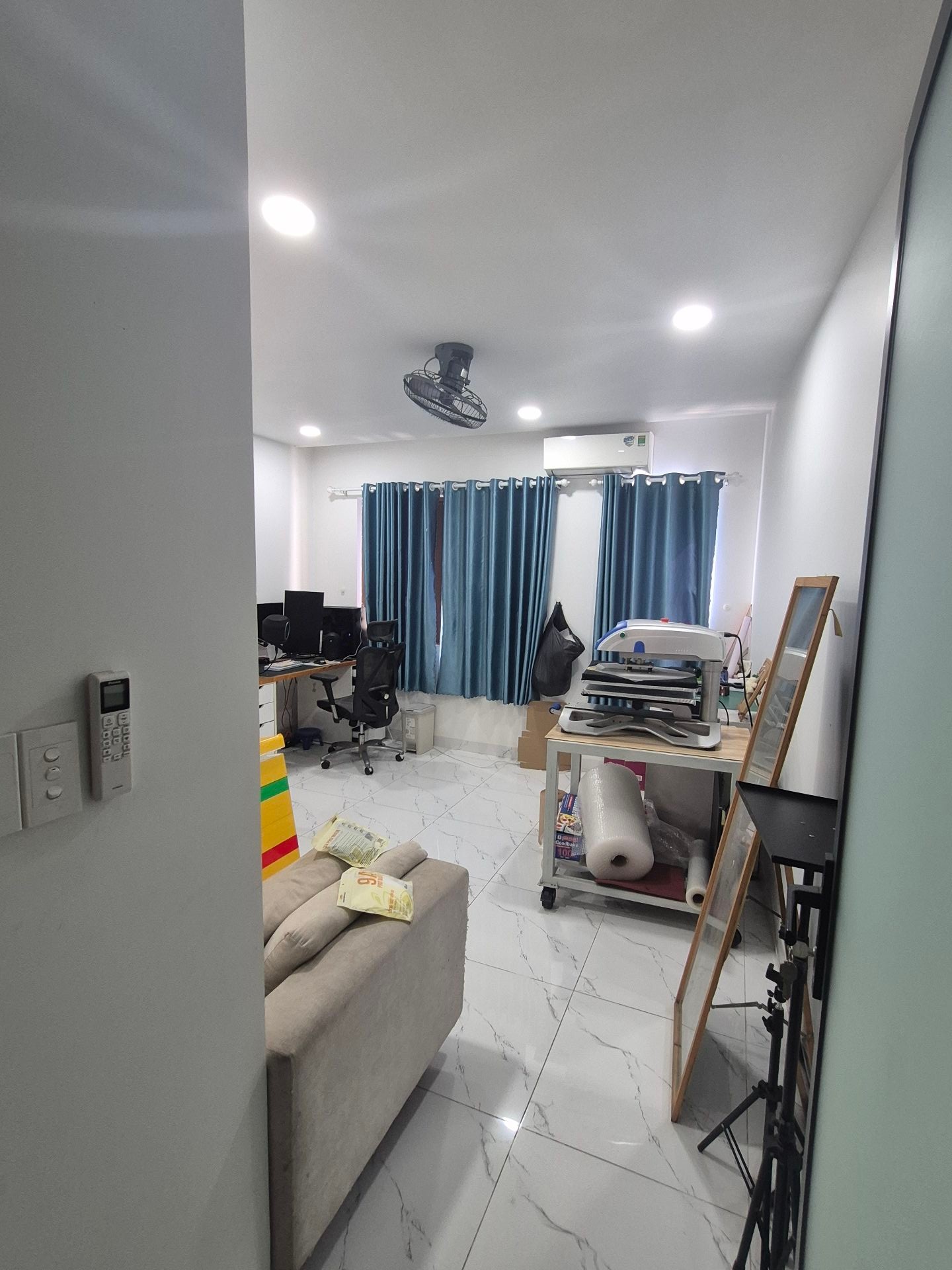 HXH 5m Lê Trọng Tấn, 90m2, 4.3x18, 4 tầng, nhà đẹp ở ngay, Chỉ 9.2 tỷ TL