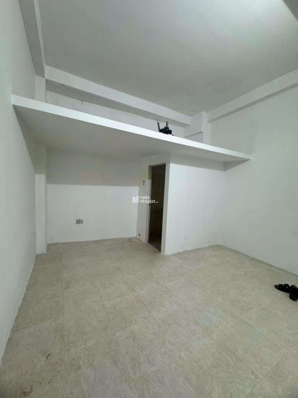 BÁN NHÀ CỘNG HÒA 63M2 13.9 TỶ HẺM 8M THÔNG GẦN VÒNG XOAY LĂNG CHA CẢ NHÀ 5 TẦNG 12 PHÒNG SỔ VUÔNG