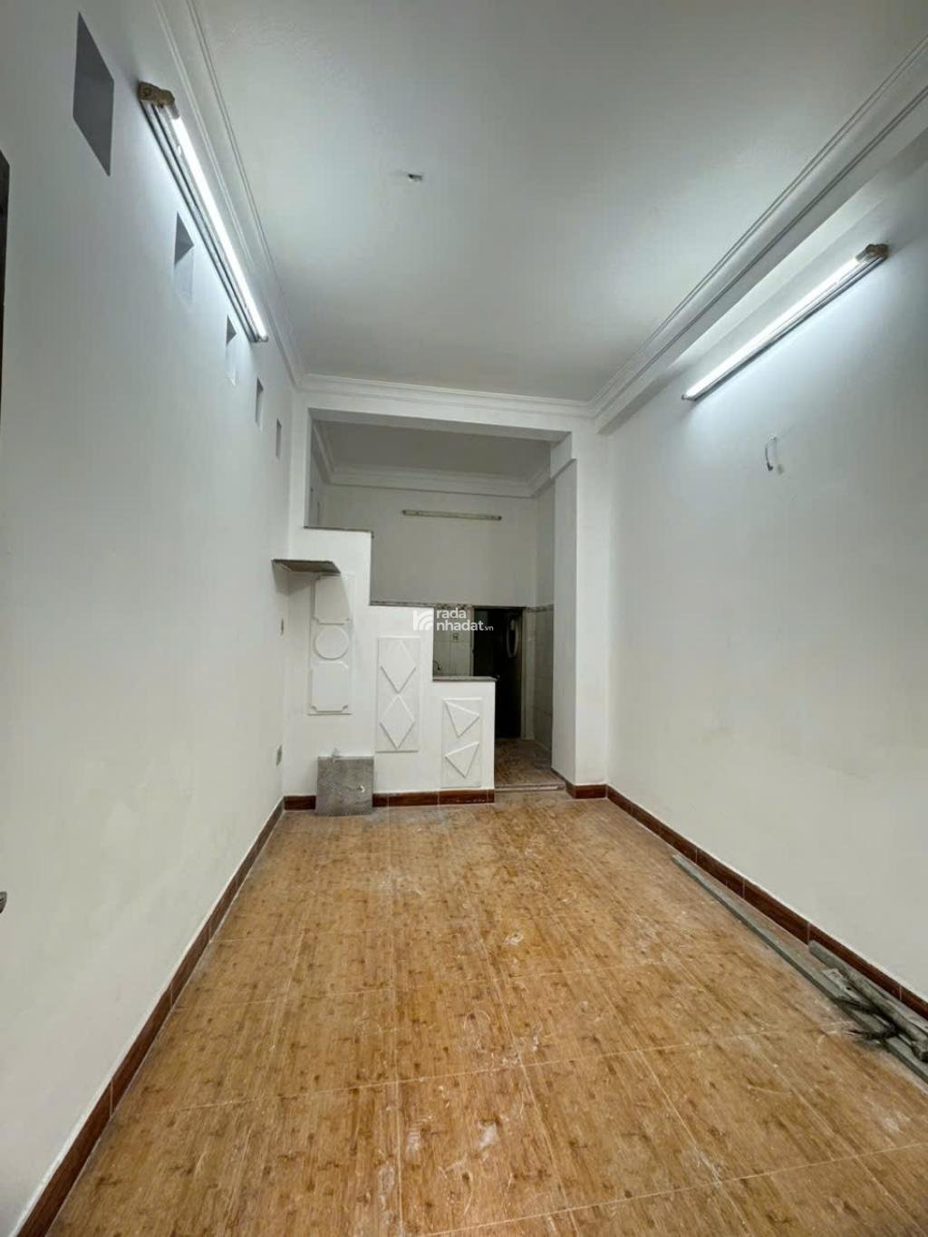BÁN NHÀ CỘNG HÒA 63M2 13.9 TỶ HẺM 8M THÔNG GẦN VÒNG XOAY LĂNG CHA CẢ NHÀ 5 TẦNG 12 PHÒNG SỔ VUÔNG