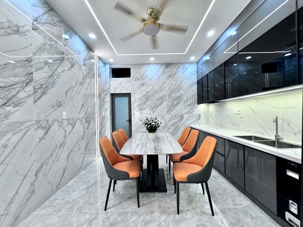 SIÊU PHẨM NHÀ MỚI VÔ Ở NGAY TẶNG FULL NỘI THẤT- HẺM XE HƠI THÔNG 1 TRỤC - HUỲNH VĂN NGHỆ PHƯỜNG 1