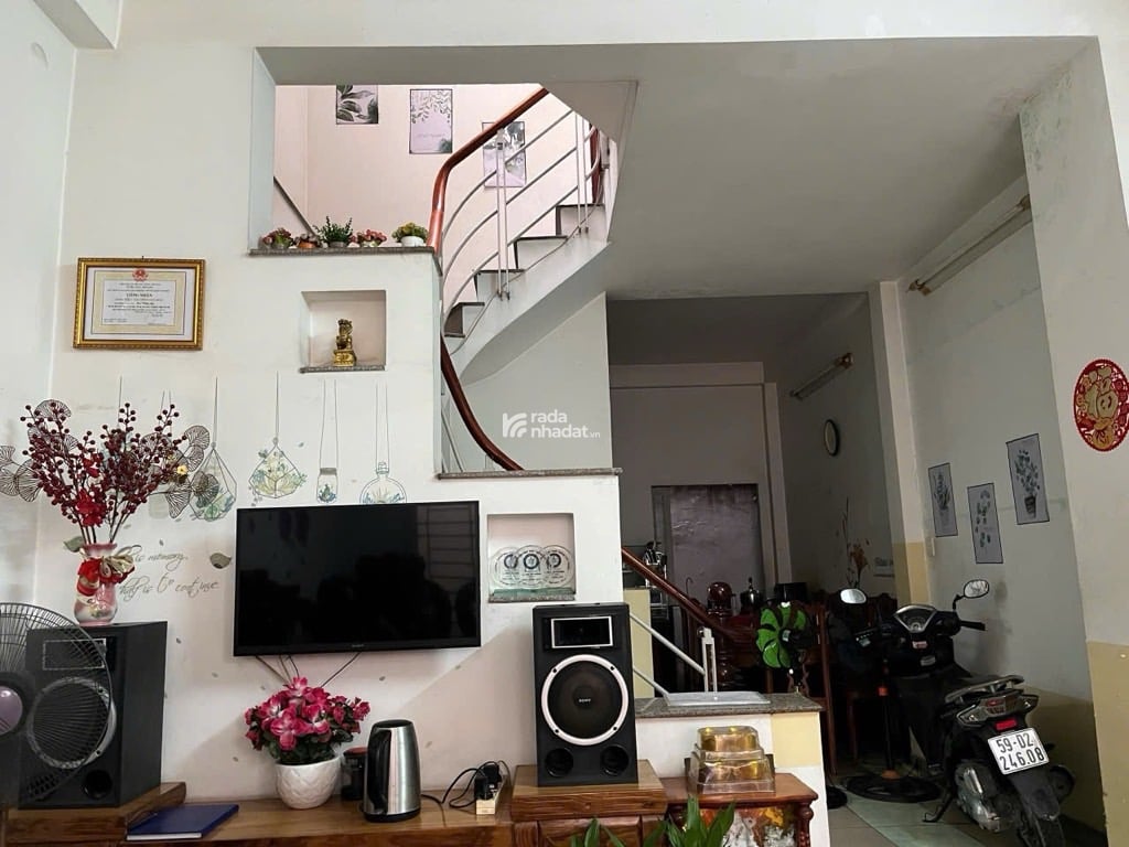 SIÊU PHẨM 3 TẦNG 57m2 - CN ĐỦ-BTCT - TƯƠNG LAI RA MẶT TIỀN ĐỖ NHUẬN P.TÂN SƠN NHÌ 