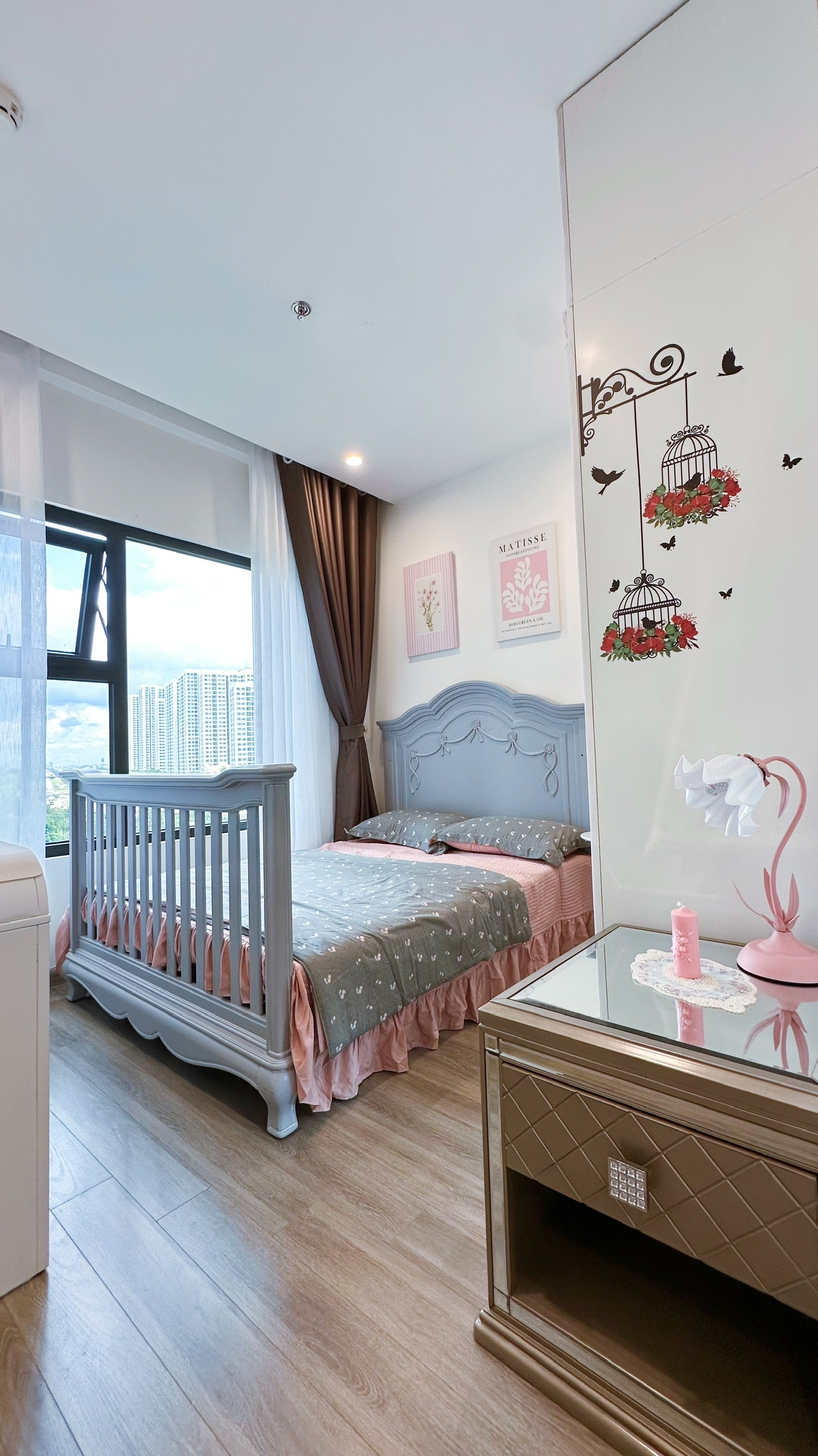 CHO THUÊ 2PN 69M2 FULL NỘI THẤT ĐẸP GIÁ CHỈ 13 TRIỆU TẠI VINHOMES QUẬN 9