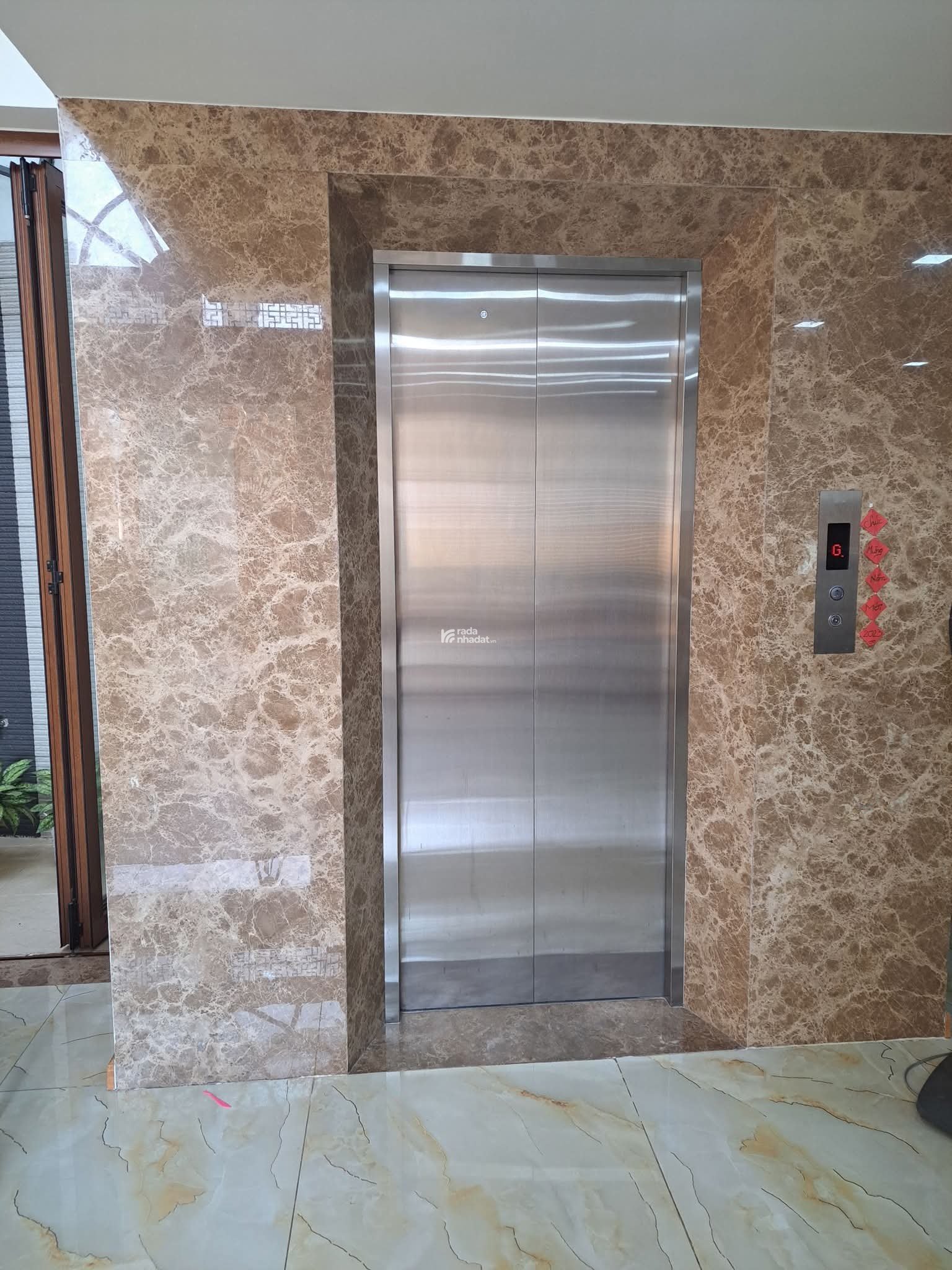 BÁN NHÀ 5 TẦNG THANG MÁY - 90M2 - HXT THÔNG - CẠNH QUẬN 11