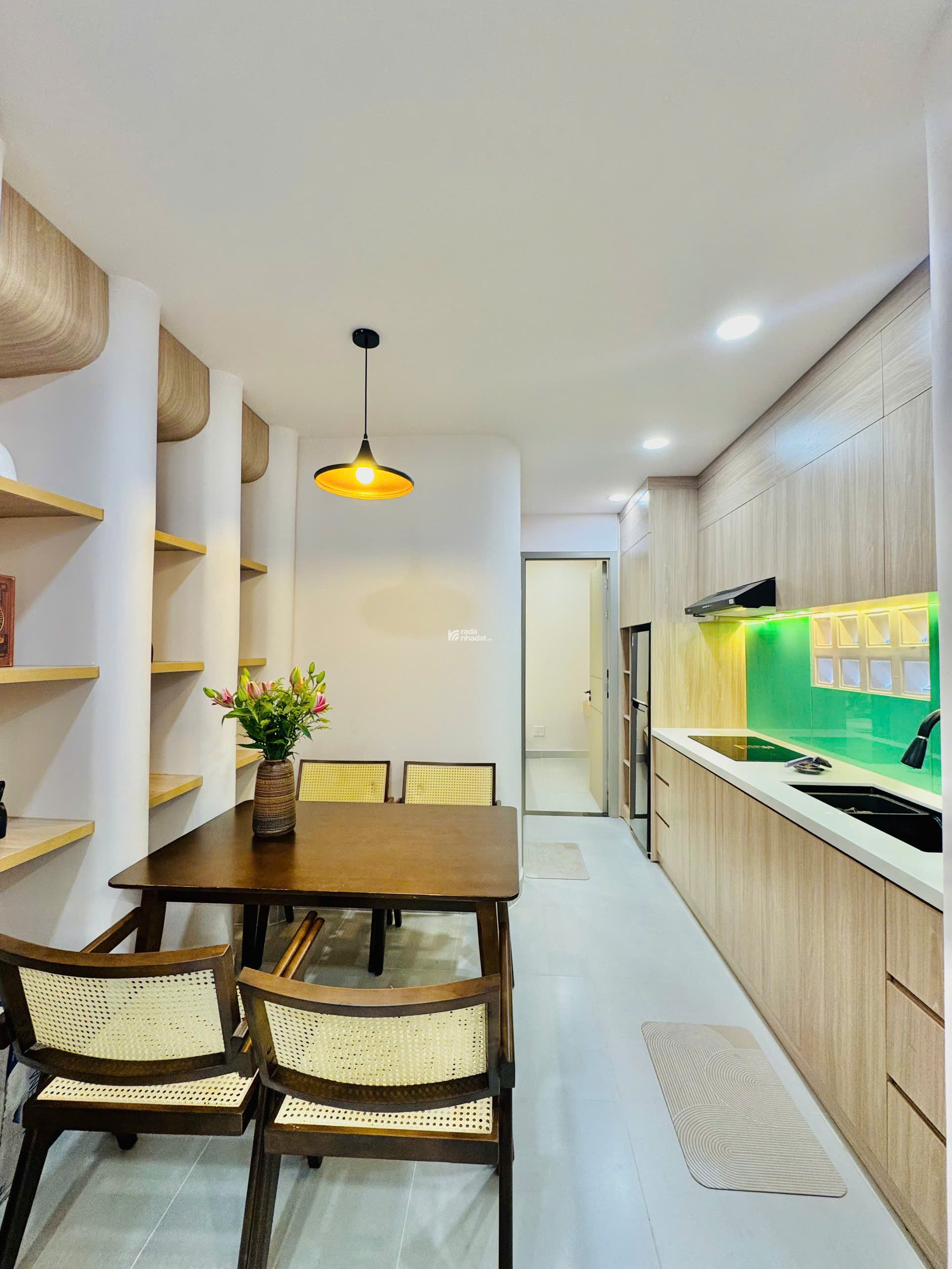 Tầm Vu - Căn Góc - 232/ Quốc Lộ 13 , P26 , Quận Bình Thạnh .