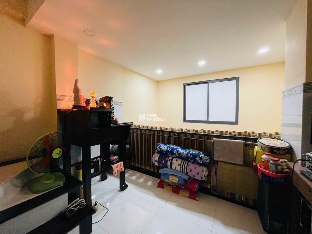 SIÊU PHẨM, HẺM XE HƠI LÊ QUANG ĐỊNH, BÌNH THẠNH, 21M2 CÓ KC Ở NGAY. GIẢM 650TR CHỈ CÒN 4.5T TL 