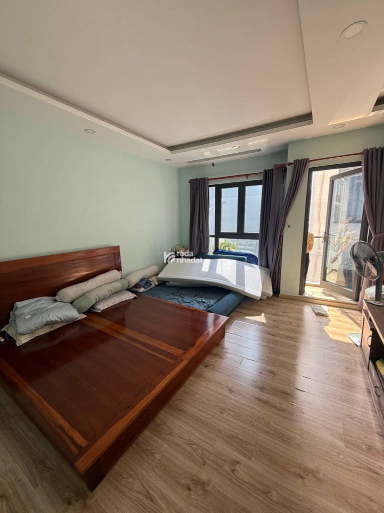 SIÊU PHẨM TÂN BÌNH KHU PHÂN LÔ - KẾ BÊN Q10, Q11 - 5 TẦNG - 2 XE HƠI NGỦ TRONG NHÀ