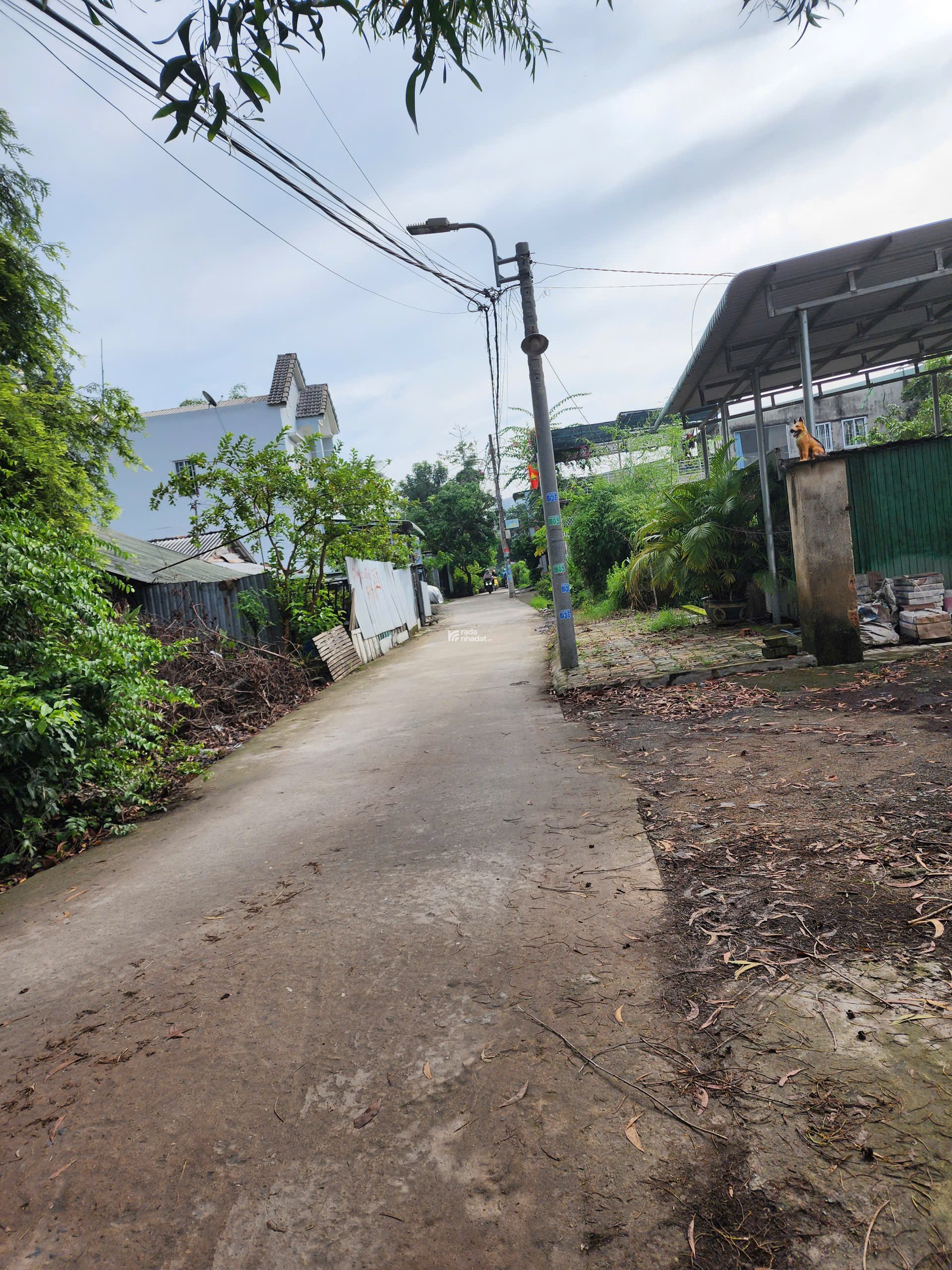  BÁN GẤP ĐẤT HXH  121M CHỈ 5 TỶ ĐS  SÁT VINHOME Q9