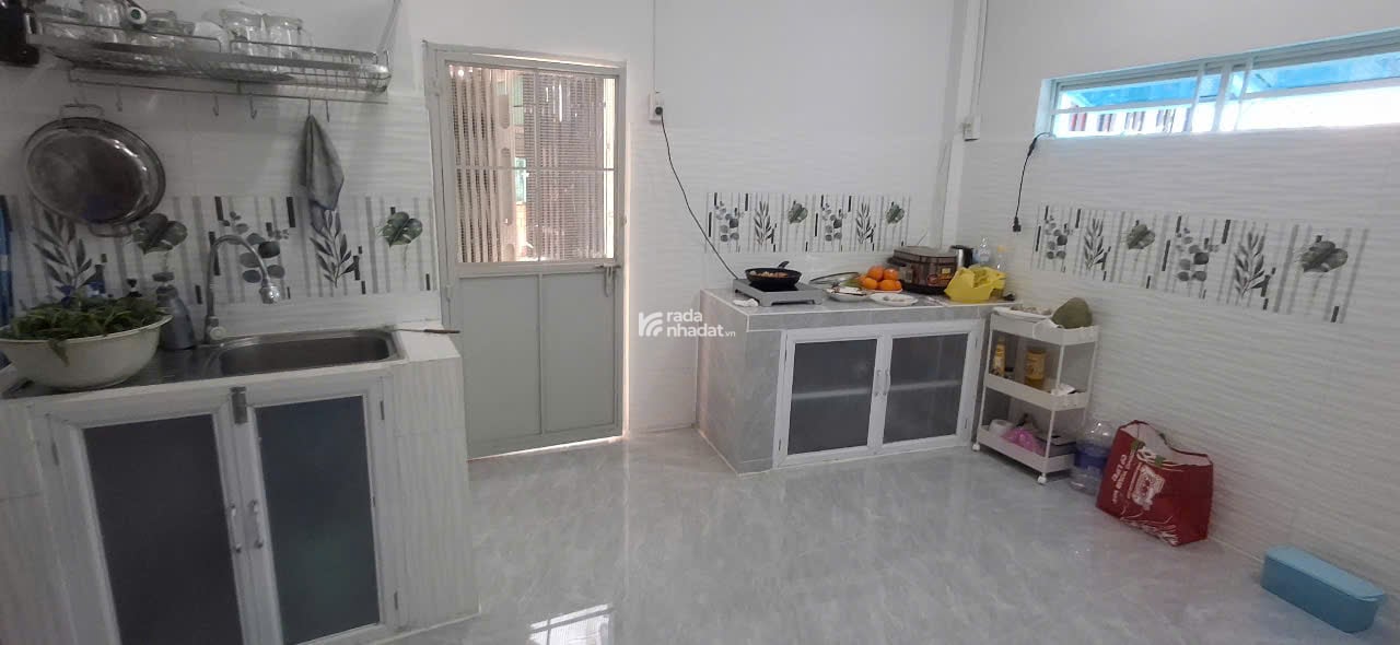 Nhà Bình thạnh rộng, đẹp, thoáng,  giá thuê chỉ 12tr/tháng. Diện tích 75m2 