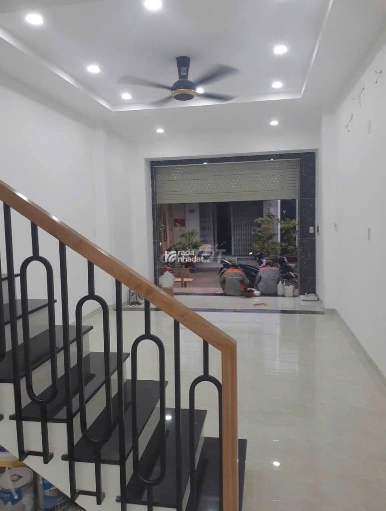 Hẻm 8M: Vip 112 Trần Văn Kiểu- P.Bình Phú Quận 6 ( 4 * 16 ) 3 Lầu 8.7 Tỷ